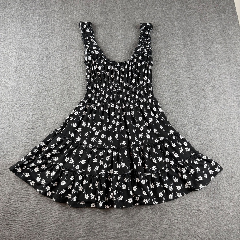 Urban Outfitters Mini Dress Women's XS Black Floral Smocked Tiered Ruffle Strap